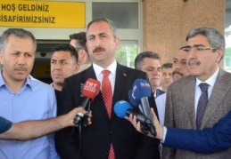 Adalet Bakanı Gül: "Yavru köpek olayındaki kepçe operatörü tutuklanmıştır” 