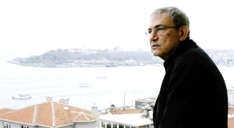 Adalet Bakanlığı'ndan Yargıtay'a Orhan Pamuk başvurusu
