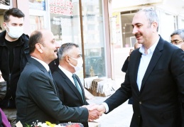 Adalet Eski Bakanı Gül Araban’ı ziyaret etti