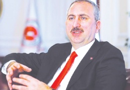 Adalet figürünün gözünü açmayın, kampanyalar, kararınızı engellemesin