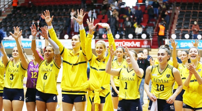 Adam Voleybol, adını play-offlara yazdırmayı başardı