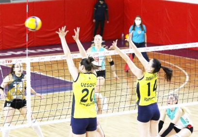 Adam Voleybol, play-off’a bir adım daha yaklaştı