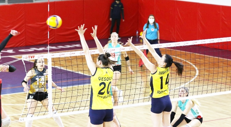 Adam Voleybol, play-off’a bir adım daha yaklaştı