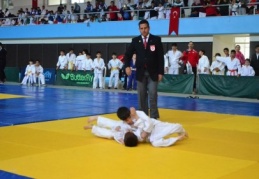 Adana karması şampiyon oldu