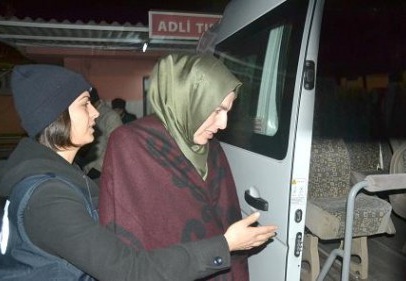 Adana merkezli FETÖ operasyonu: 20 öğretmen gözaltına alındı