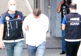 Adana'da 18 kilo 700 gram esrar ele geçirildi