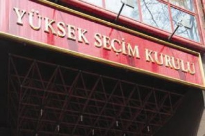 Aday listeleri Yüksek Seçim Krurlu&#8217;na bildirildi