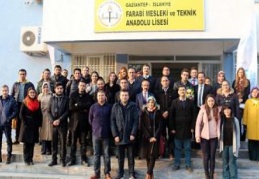 Aday öğretmenlere Mesleki Eğitim Konferansı verildi