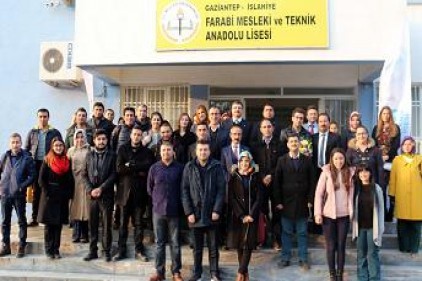 Aday öğretmenlere Mesleki Eğitim Konferansı verildi