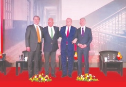 Adaylar seçim vaatlerinden ve projelerinden bahsetti