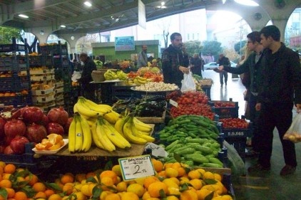 Adı pazar, ama fiyatlar marketten pahalı…
