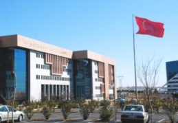 Adliye ek hizmet binası ve 4 katlı otoparka kavuşacak