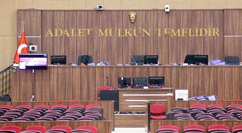 Adliyedeki memurlara ‘Hasta olursanız idari soruşturma açarız’ tehdidi