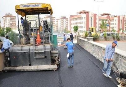 Adnan Menderes İlköğretim Okulu’nun çevresi asfaltlanıyor