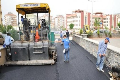 Adnan Menderes İlköğretim Okulu’nun çevresi asfaltlanıyor