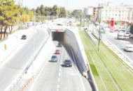 Adnan Menderes ve Bedri İncetahtacı köprülü kavşağı arası trafiğe kapanıyor