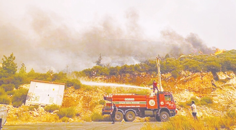 AFAD açıkladı, 5 ilde çıkan orman yangınlarına müdahale sürüyor