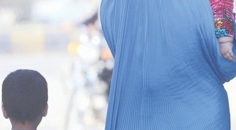 Afganistan’da çocuklar su ve temel gıdaya ulaşamıyor