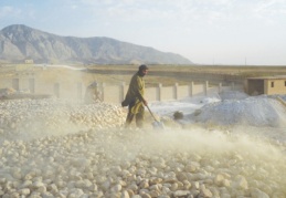 Afganistan'daki 1 trilyon dolar değerindeki maden rezervleri yeniden gündemde