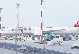 Afganistan'dan ayrılmak isteyen Türk vatandaşlar sırayla getirilecek