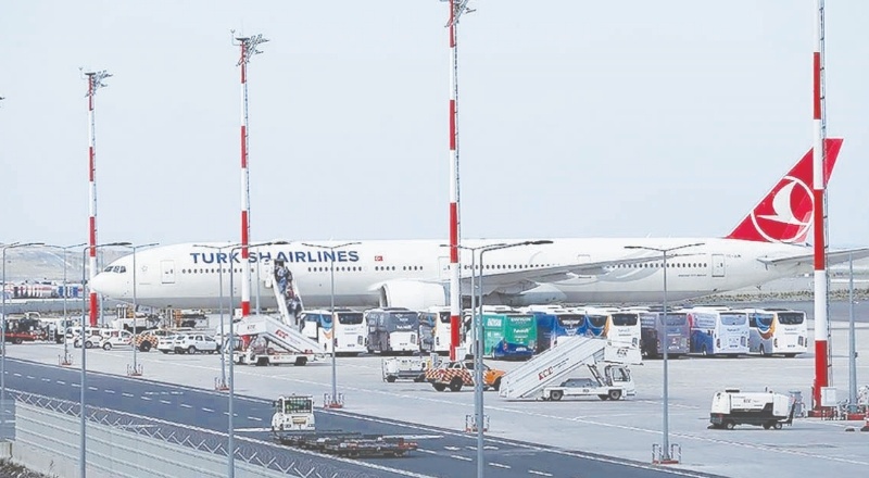 Afganistan'dan ayrılmak isteyen Türk vatandaşlar sırayla getirilecek