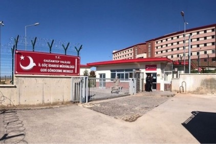 Afganistanlı mülteci intihar mı etti?