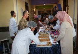 Afrin için baklava yaptılar