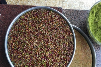 Afrin&#039;deki Mehmetçik&#039;e baklava ve kadayıf dopingi 