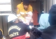 Afyonkarahisar ekibi anne ve bebeğini enkazdan sağ kurtardı