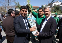 Ağaç dikmeye çok önem veriyoruz