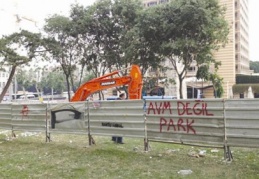 Ağaçların gövdesinden demokrasi arar hale geldik