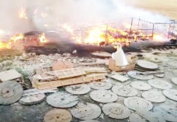 Ağılda çıkan yangında 12 yaşındaki çocuk yanarak öldü