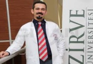 Ağız kokusu insanların sosyal yaşamını da etkiliyor