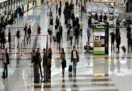 Ağustos’ta 200 binden fazla insan uçtu