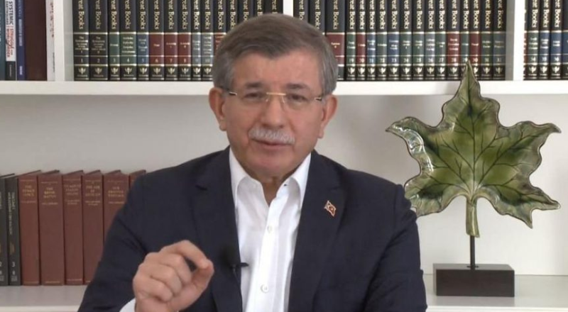 Ahmet Davutoğlu: Türkiye’de düşük profilli bakanlar isteniyor