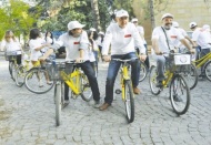 Ahmet Ümit, pedal çevirdi