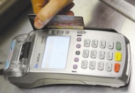 Aidatsız kredi kartı yasalaştı