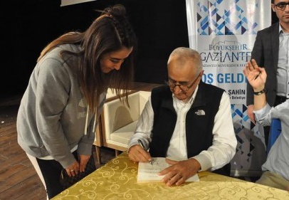 Aile içi iletişimin temelinde birbirini anlamak yatar