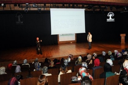 Aile Okulu Seminerlerinin üçüncüsü yapıldı