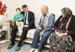 Aile ziyaretleri sürüyor