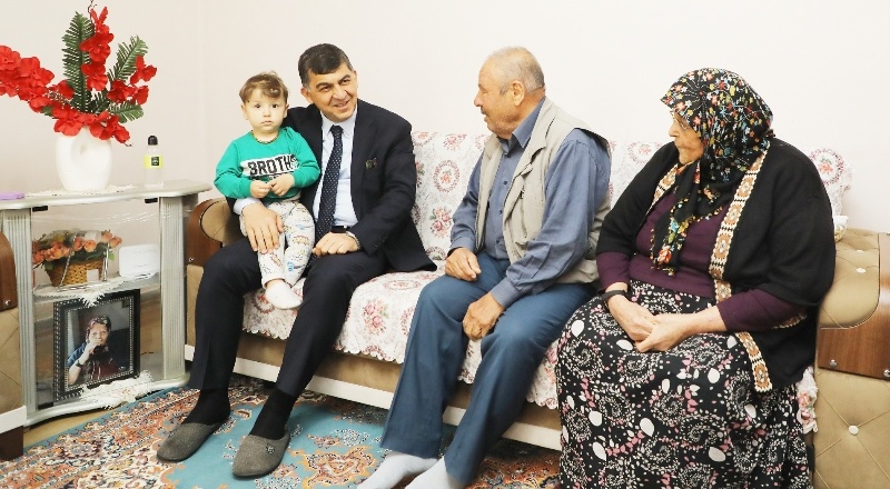 Aile ziyaretleri sürüyor