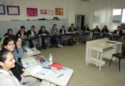 Aileler, düşük karne notları nedeniyle çocuklara psikolojik baskı yapmamalı