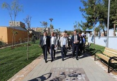 AK Parti İl Gençlik Kolları büyükşehirin hizmetlerini tanıdı''2 milyon insanın sorumluluğu üzerimizde''