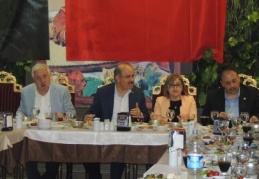 AK Parti seçim startını verdi