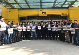 AK Partili gençlerden Kılıçadoroğlu'na 'evet' postası