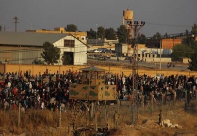 Akçakale Sınır Kapısı'nda gergin bekleyiş sürüyor