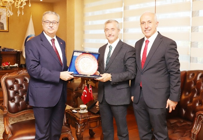 Akdeniz Belediyesi ile Şahinbey Belediyesi tecrübelerini paylaşıyor