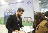 Akdeniz’de düzenlenen fuarlarda Üniversiteler öğrencilerle buluştu