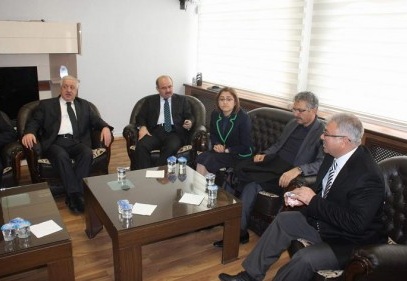 Akıllarınca Başbakan Erdoğan’ı itibarsızlaştırıyorlar