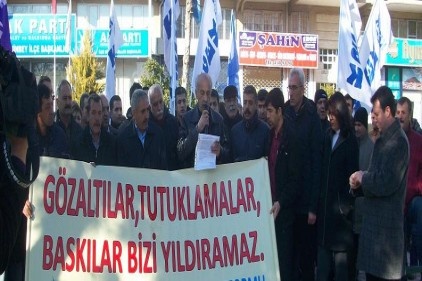 AKP, kadın mücadelesinin önünü kesmeye çalışıyor